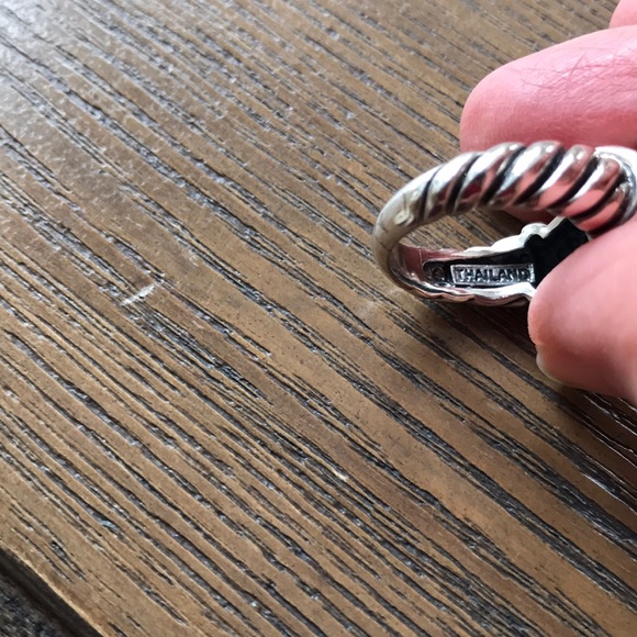 SS & Rectangle Turquoise Stone Ring w/Cable detail - Picture 4 of 5